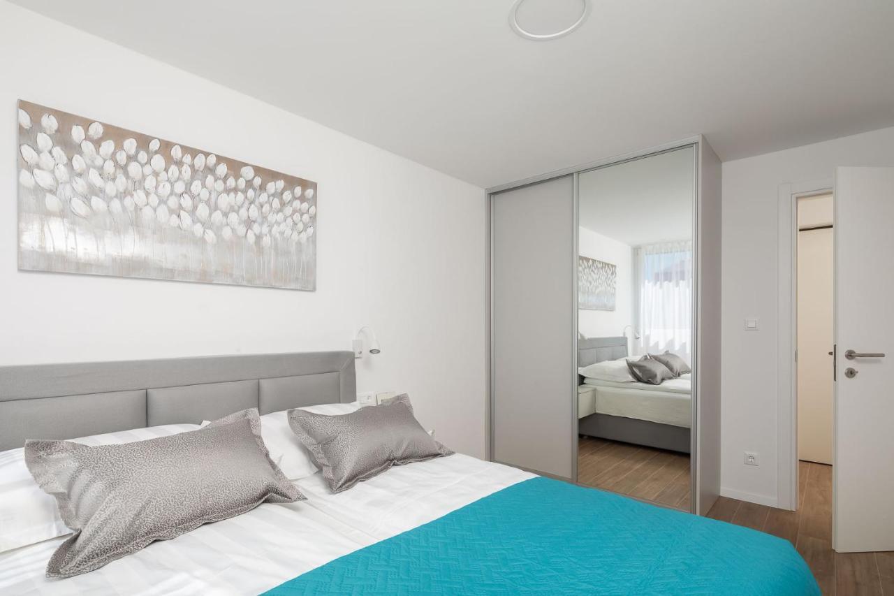 New & Modern Apartment Aa Split Kültér fotó