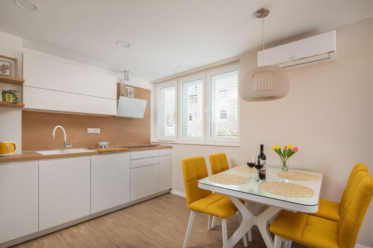 New & Modern Apartment Aa Split Kültér fotó